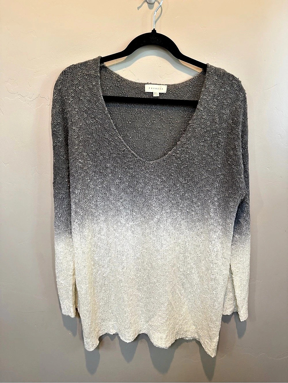 Promesa Color Block Sweater Gray & White M/L